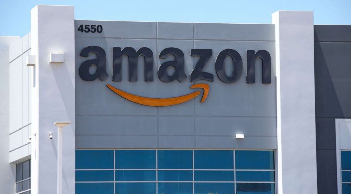 Experts Warn Against Opening This Suspicious Amazon Message