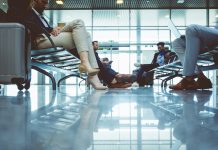 Experts warn against wearing these shoes on a plane