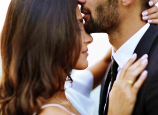 Is He Falling for You? Signs That a Man is in Love