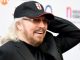 See Barry Gibb, the Only Living Bee Gee, Now