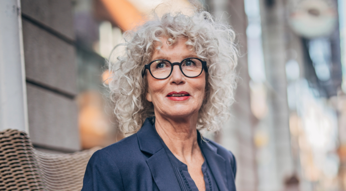 Stylists Reveal the Best Colors to Wear If You Have Gray Hair