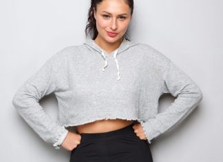 The 40 Best Women’s Fashion Brands for Women Over 40