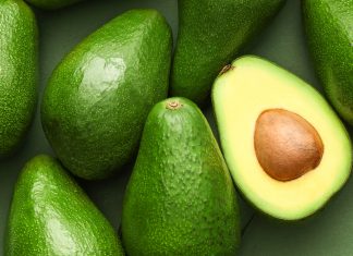 Warning Signs to Look Out for on Avocados Before Eating Them